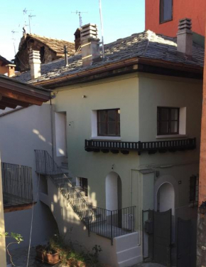 Aubert 64 Aosta